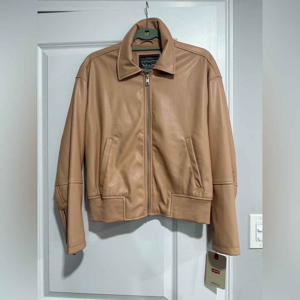 Levi's women’s Tan Leather Bomber Jacket